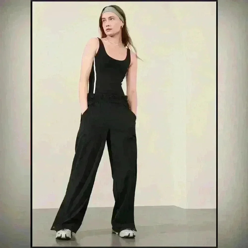 NWT Athleta Tall Trekkie High Rise Parachute Pants Power of She Black size 10T